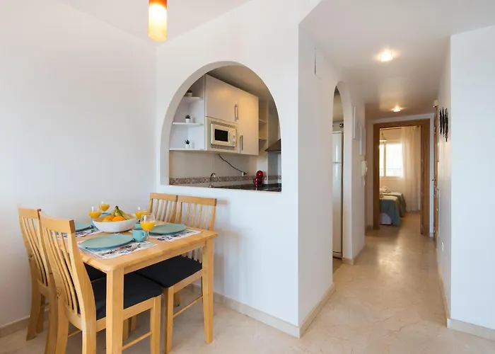 Privilege Of The Sea, 1st Line Carvajal Beach- 3rd Floor * Фуэнхирола