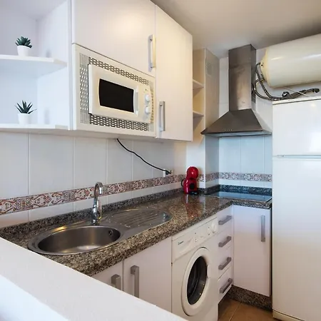 Privilege Of The Sea, 1st Line Carvajal Beach- 3rd Floor Apartment Fuengirola