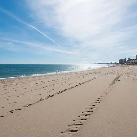 Privilege Of The Sea, 1st Line Carvajal Beach- 3rd Floor Daire Fuengirola